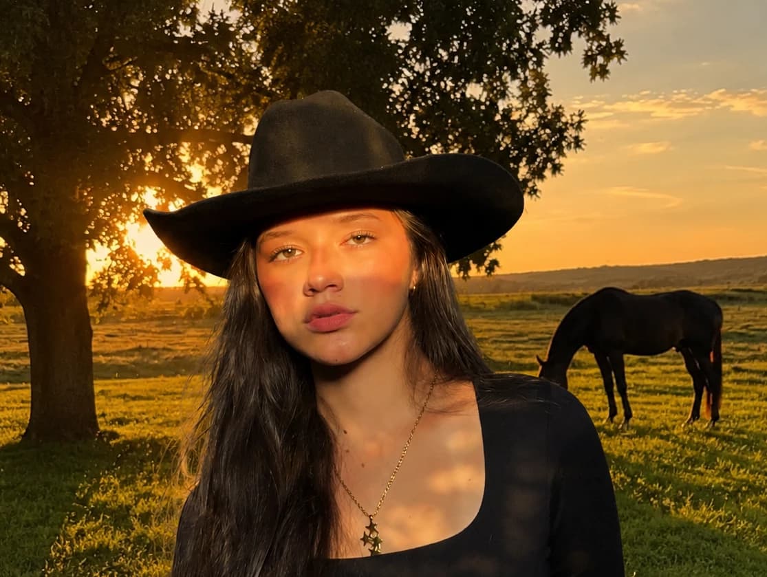 María Beth thumbnail