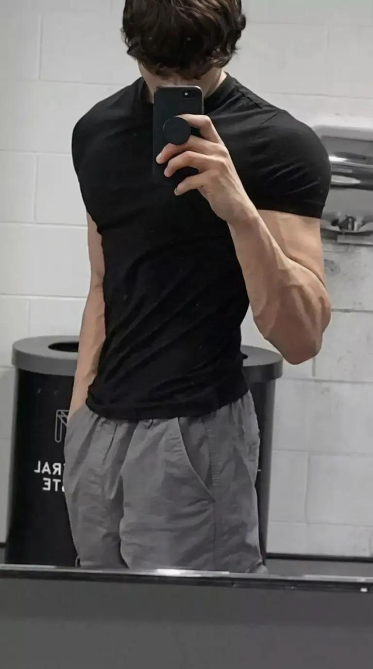 Esteban - BL/Gay/MLM thumbnail