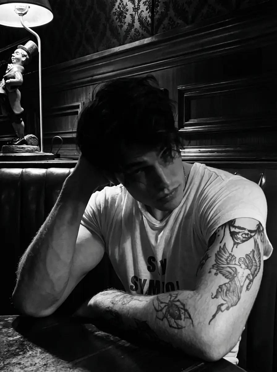 Damon D'ancona. thumbnail