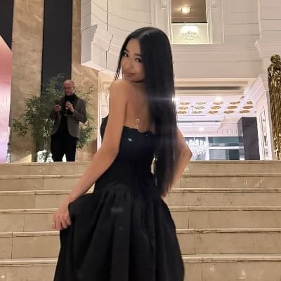 Lily thumbnail