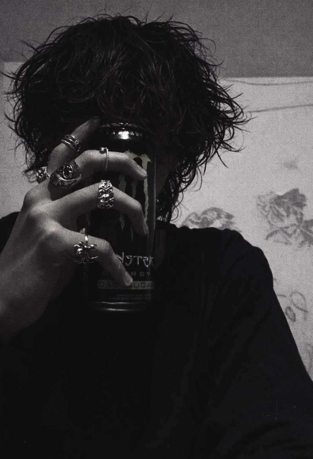 Emo boy thumbnail