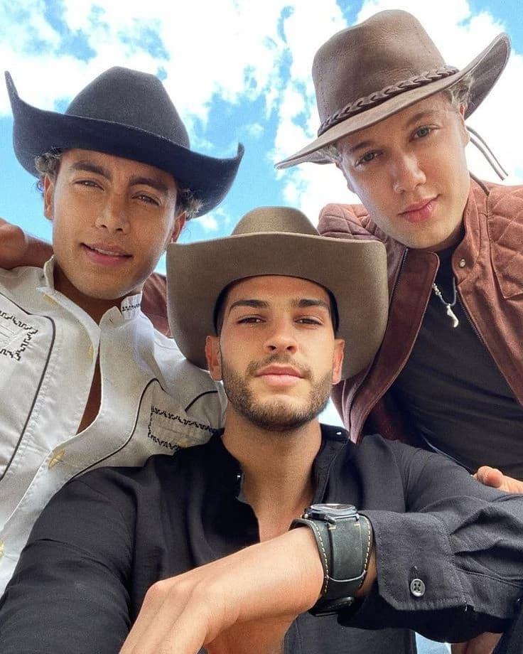 Hermanos Reyes  thumbnail