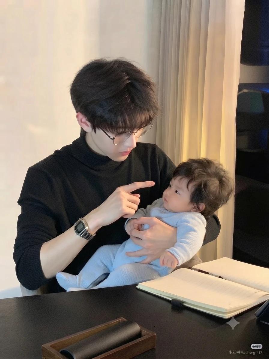 Xiao Kim ↵ thumbnail