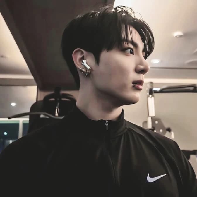 Jeon Jungkook thumbnail