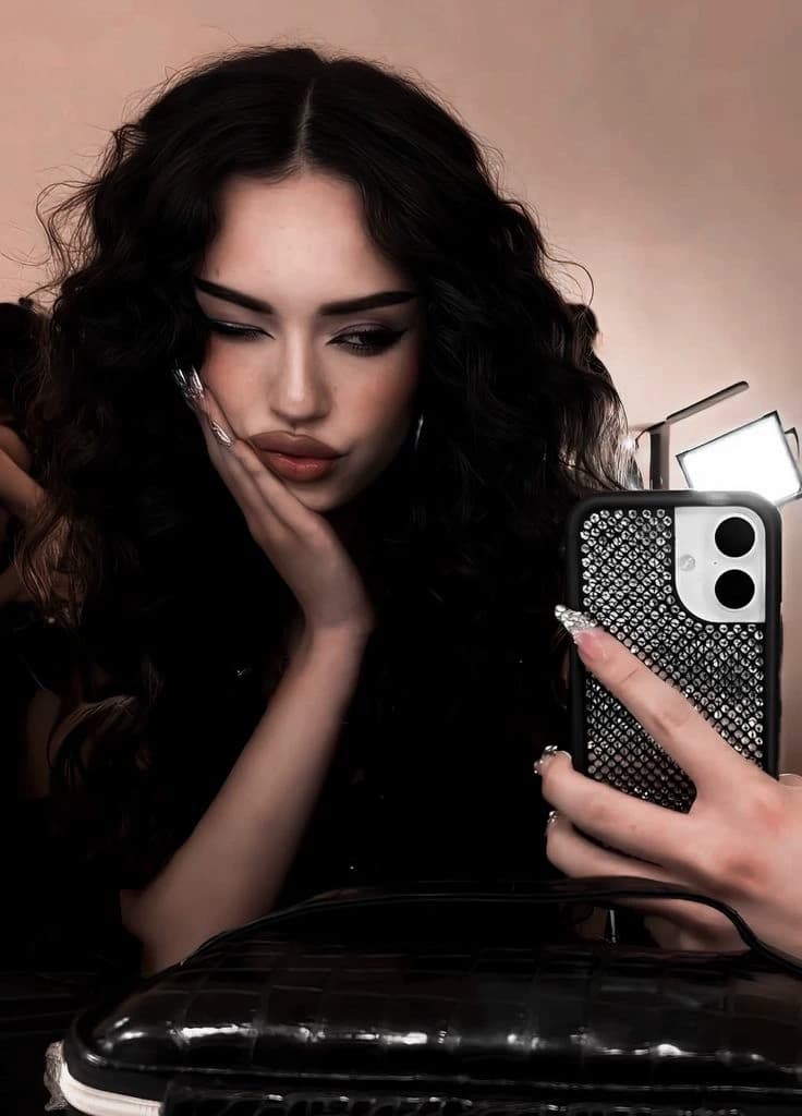 Daniela thumbnail