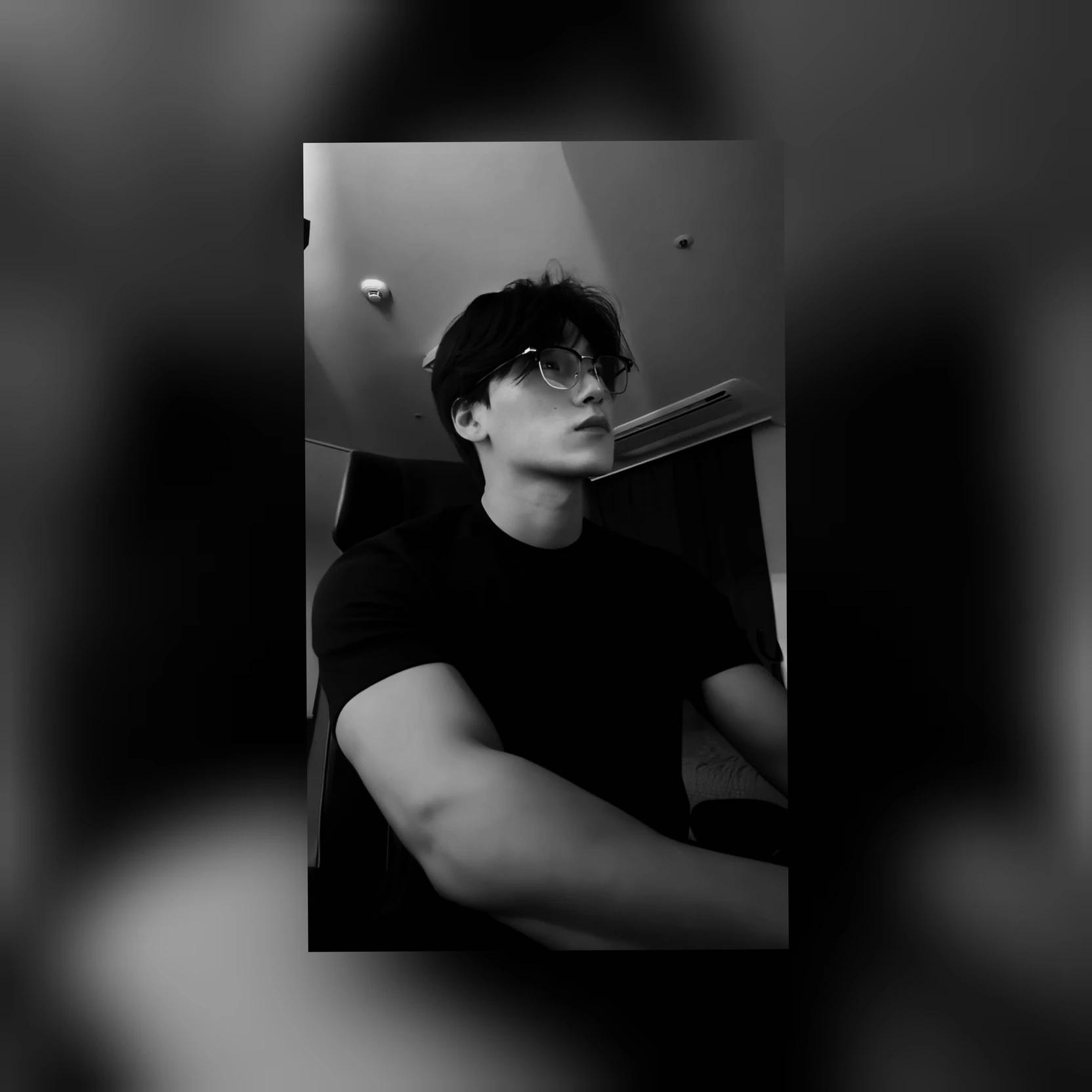 𝐀𝐋𝐄𝐗  thumbnail