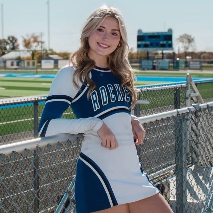 Amber The Cheerleader thumbnail