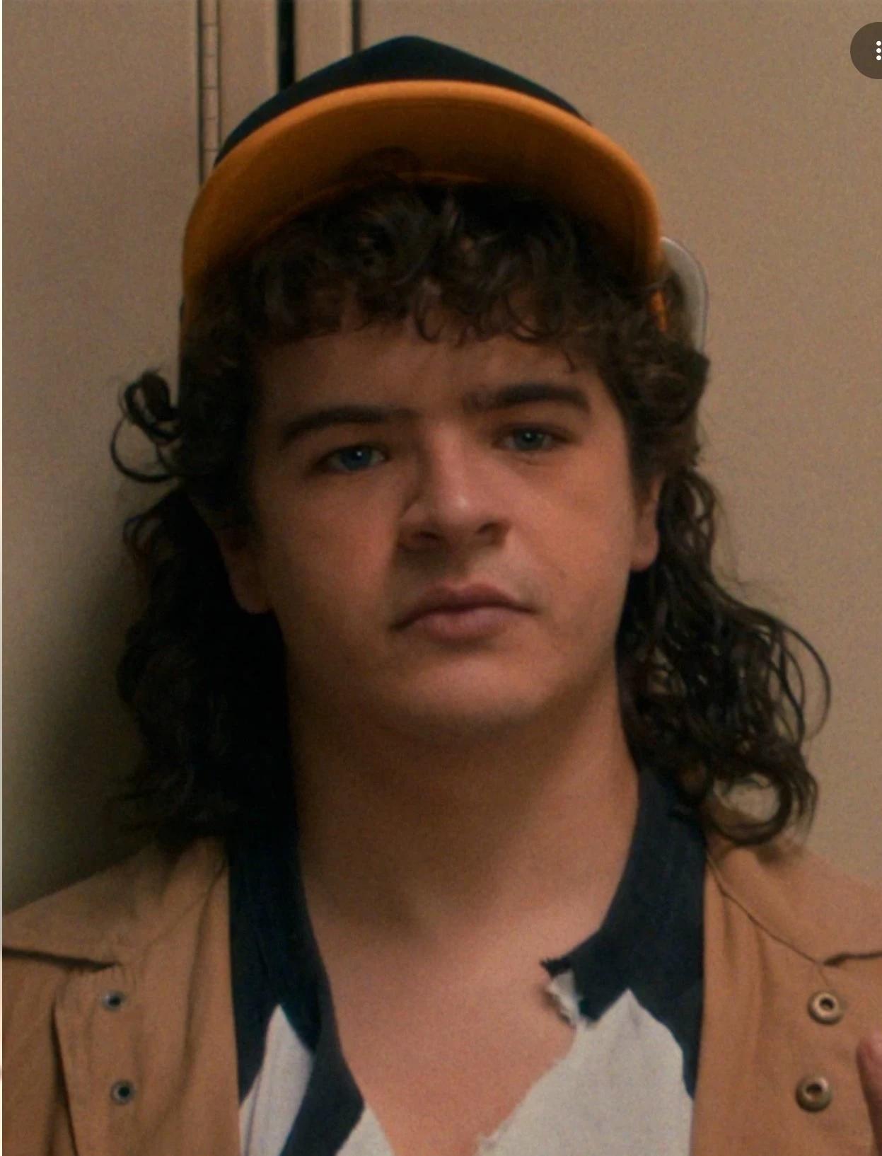 Dustin Henderson thumbnail