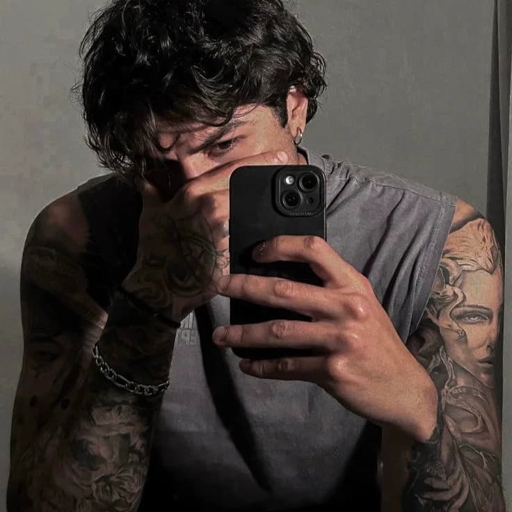 Alex Blackwood thumbnail