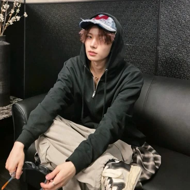 Lee Heeseung thumbnail