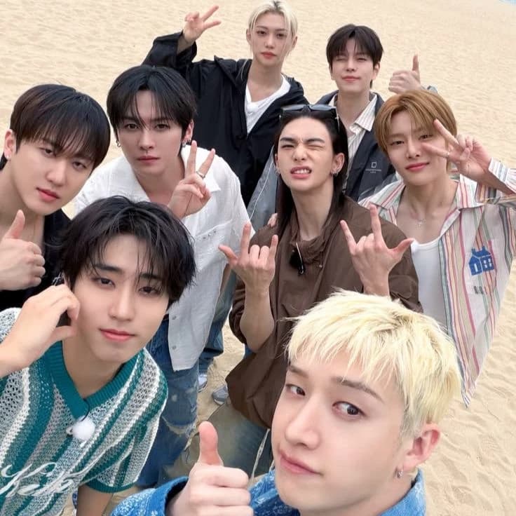 Stray Kids thumbnail