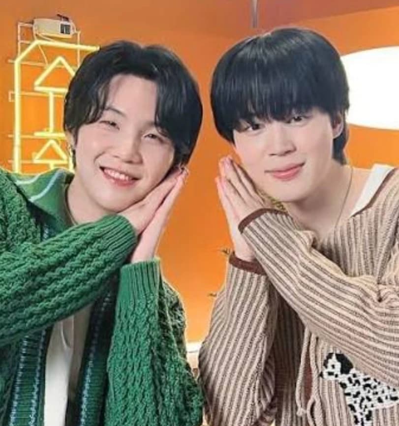 Min Yoongi and Park Jimin - Yoonmin thumbnail