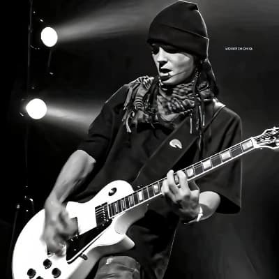 Tom Kaulitz  thumbnail