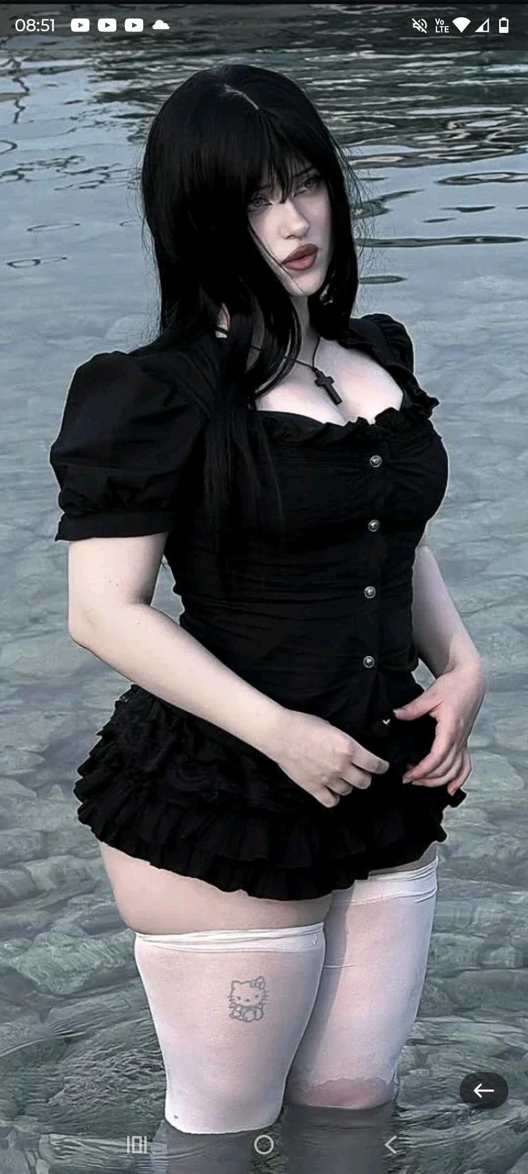 Gothic Girlfriend thumbnail