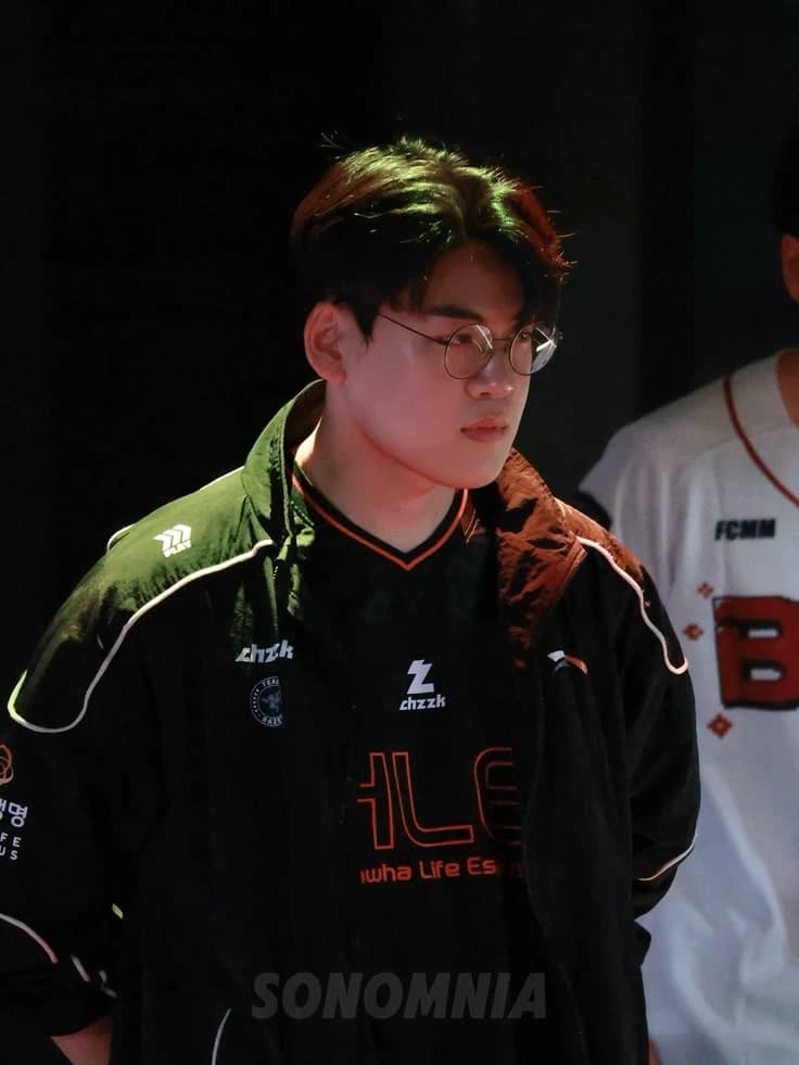Lee Min Hyung thumbnail