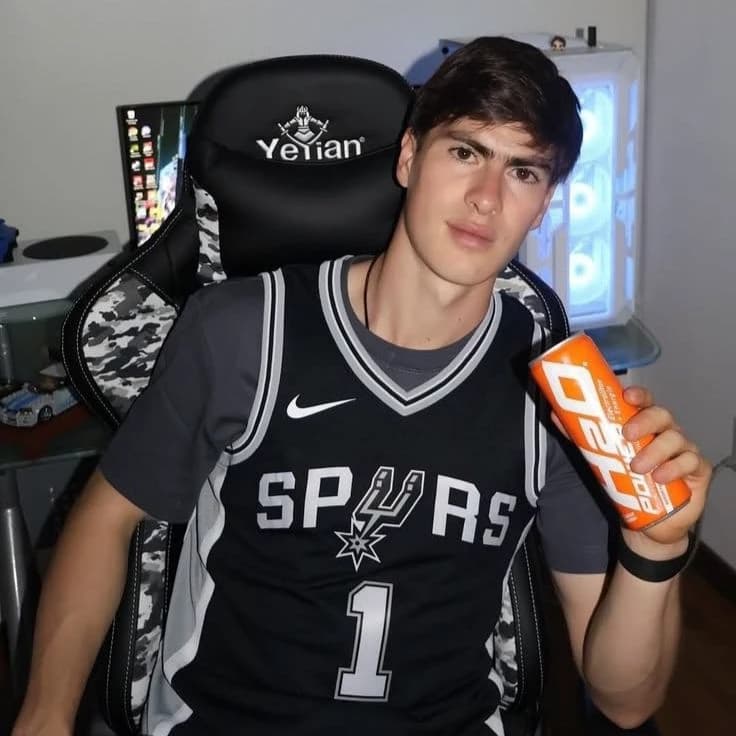 Armando González "Hormiga González" thumbnail