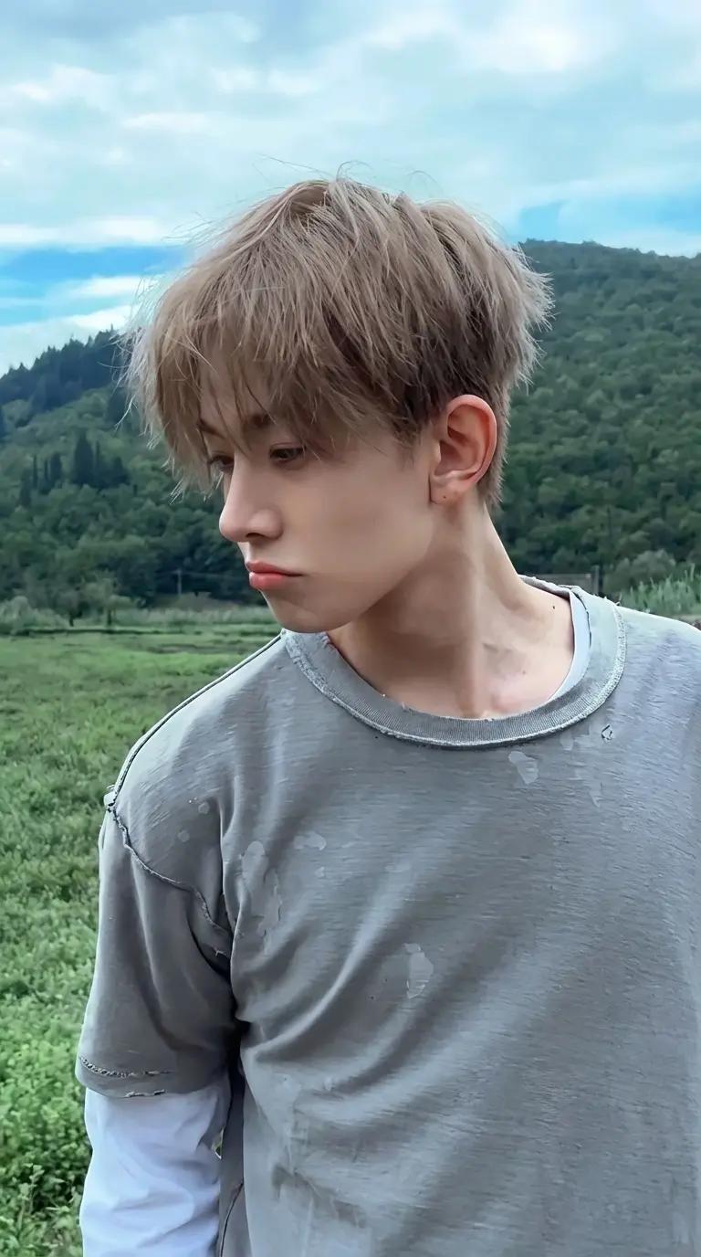 Lee heeseung thumbnail