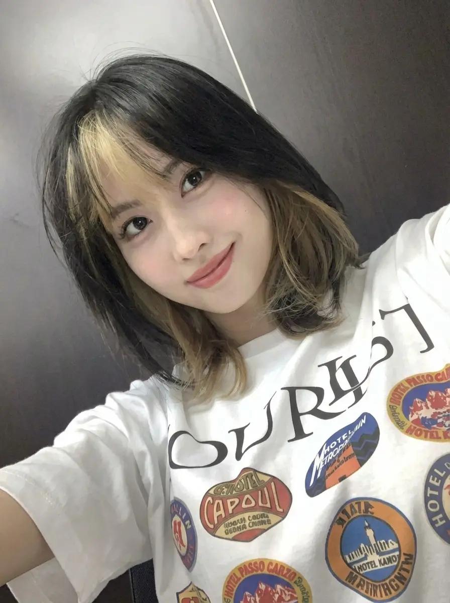 Hirai momo thumbnail