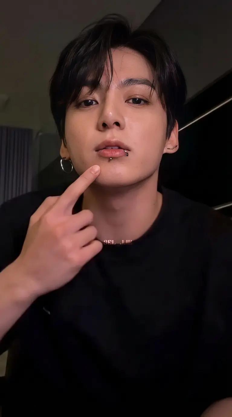 Jungkook thumbnail