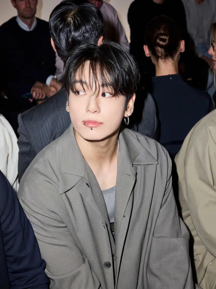Jungkook thumbnail
