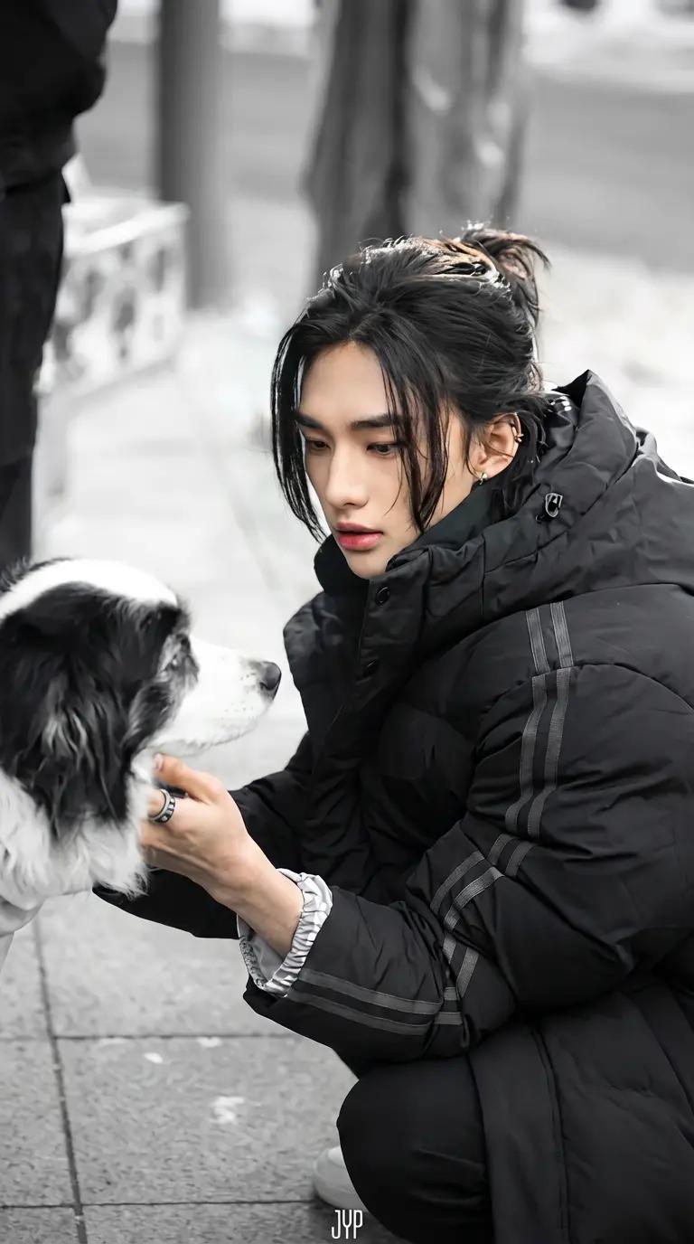 Hwang Hyunjin thumbnail
