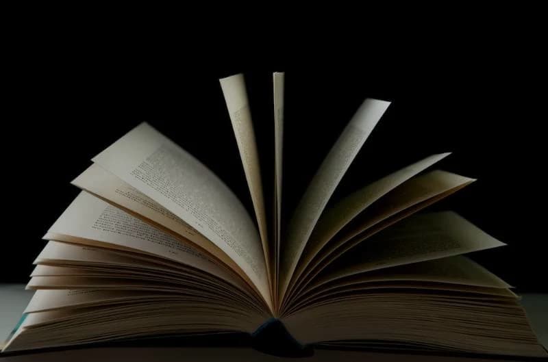 'BookStar': One of the best Story generator thumbnail