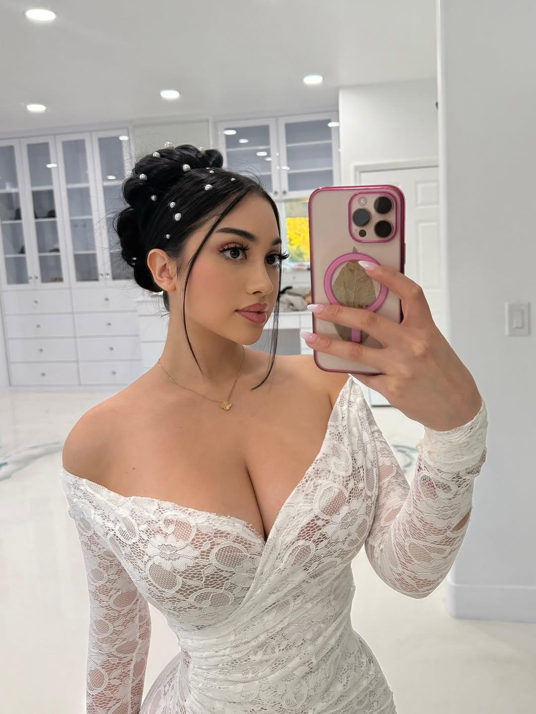 Jailyne Ojeda thumbnail