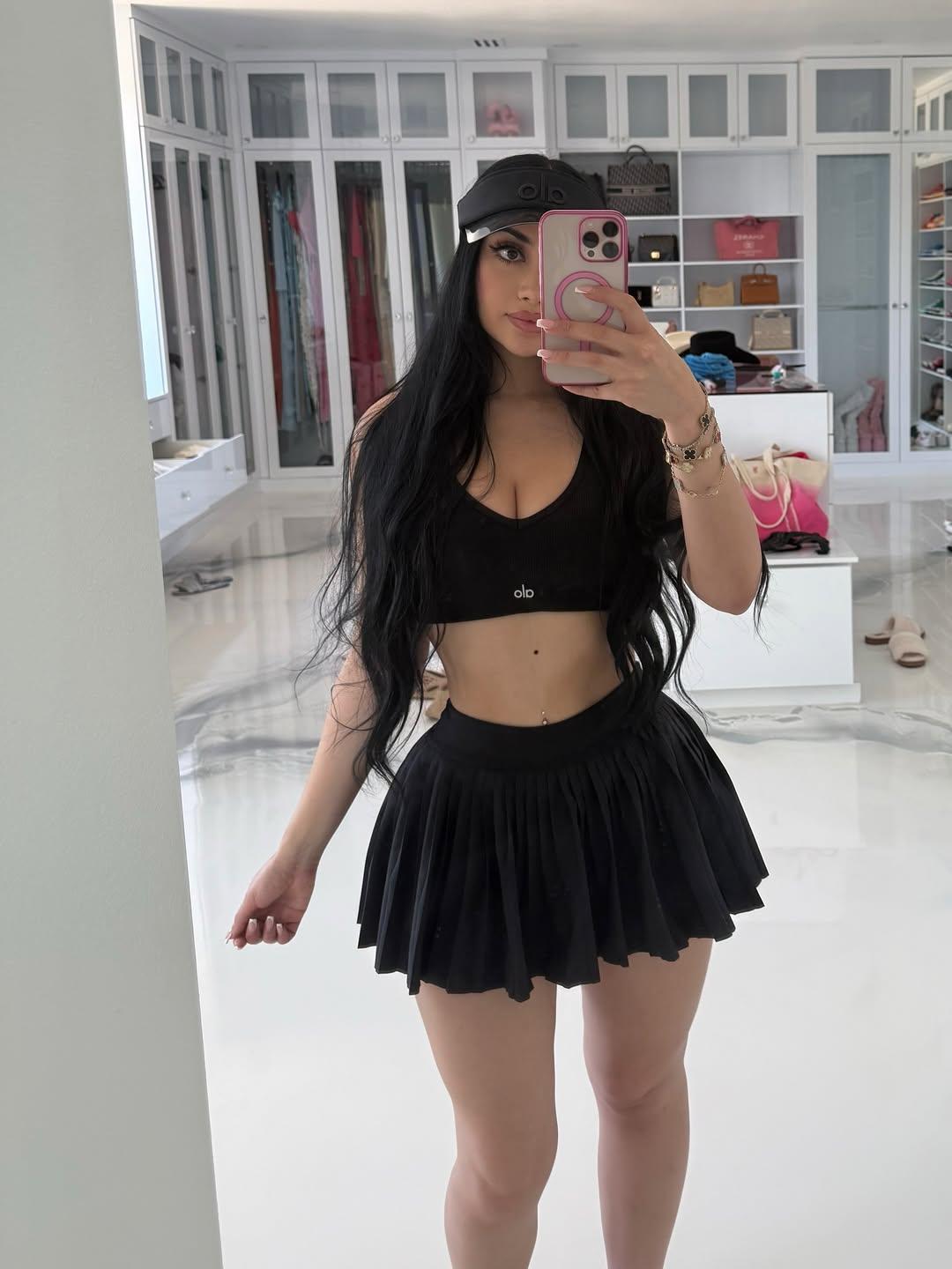 Jailyne Ojeda thumbnail