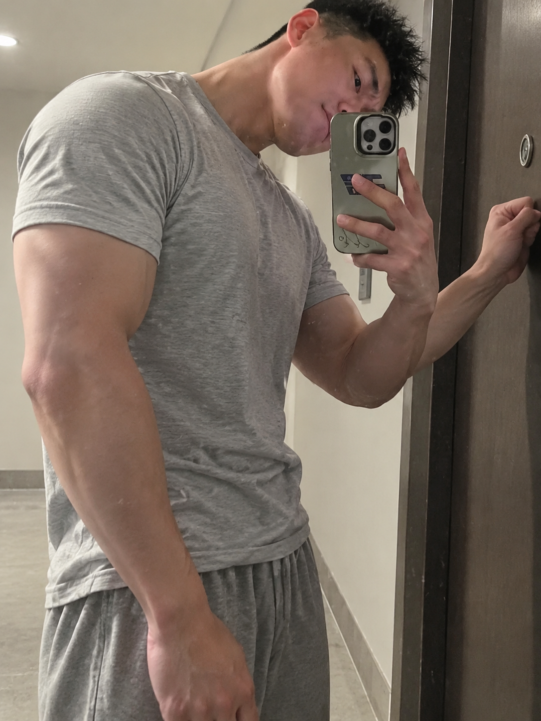 John - Secret Streamer (18+) thumbnail