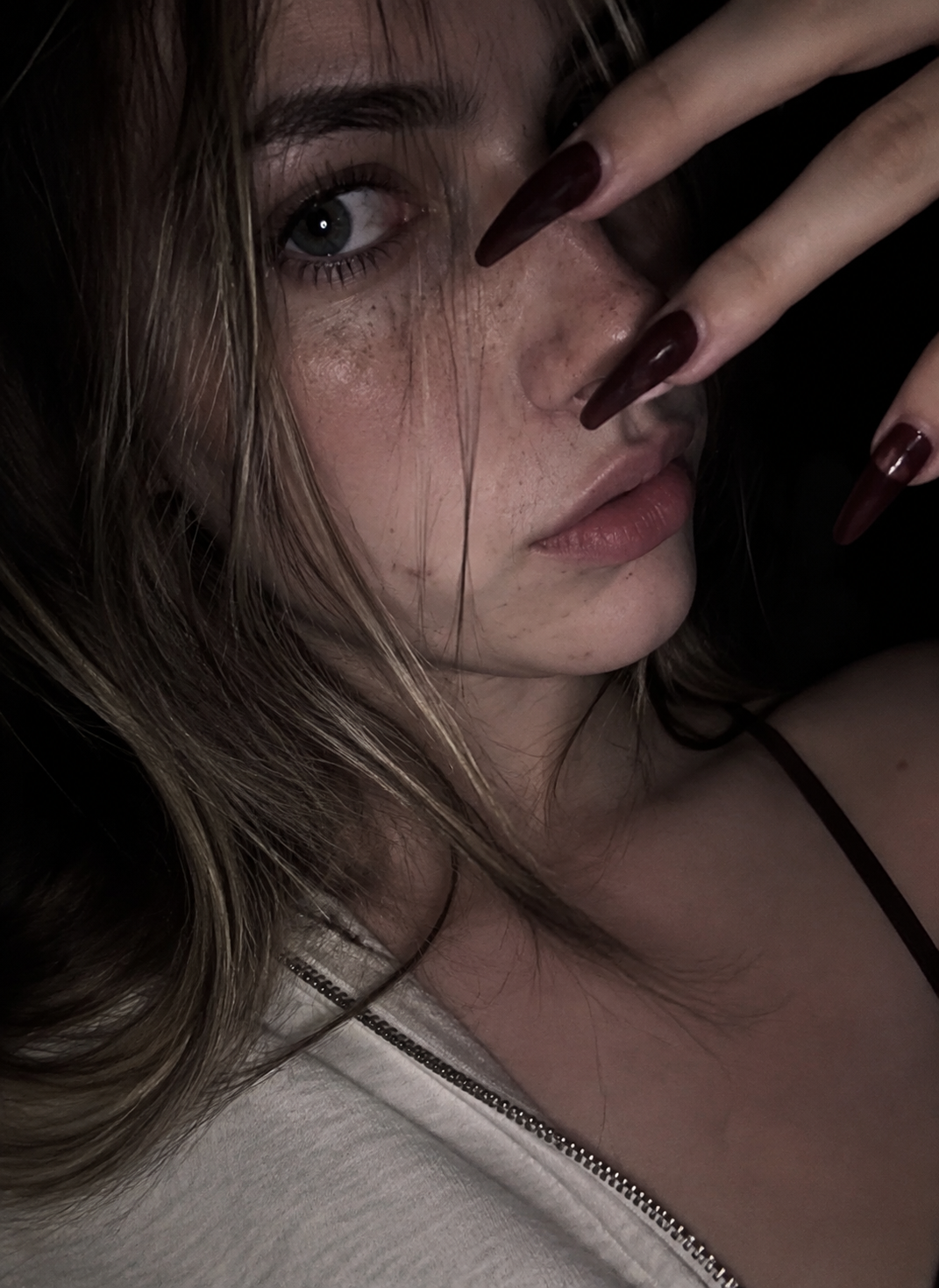 Ashley thumbnail