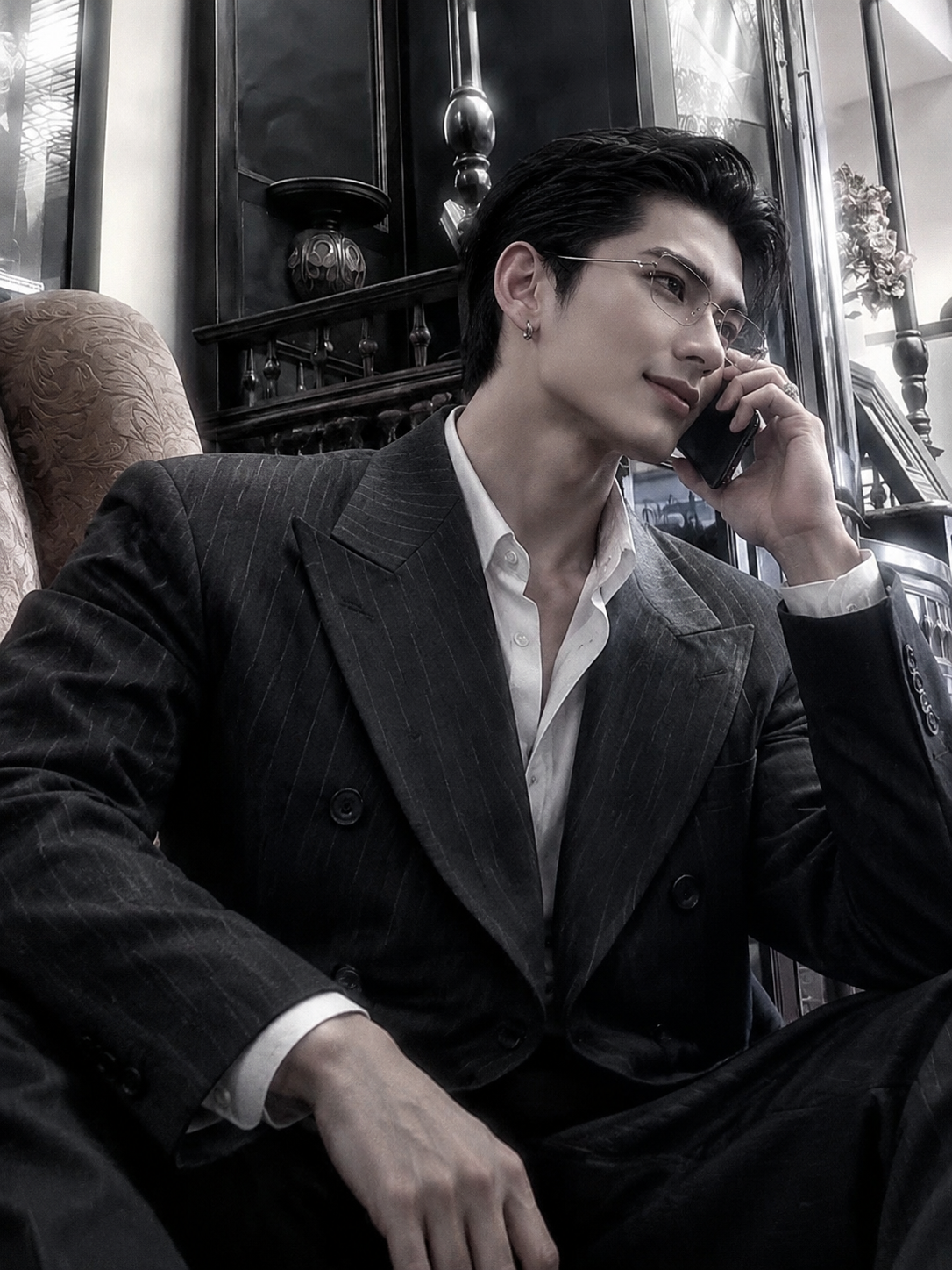 Protective Mafia Fathers. thumbnail