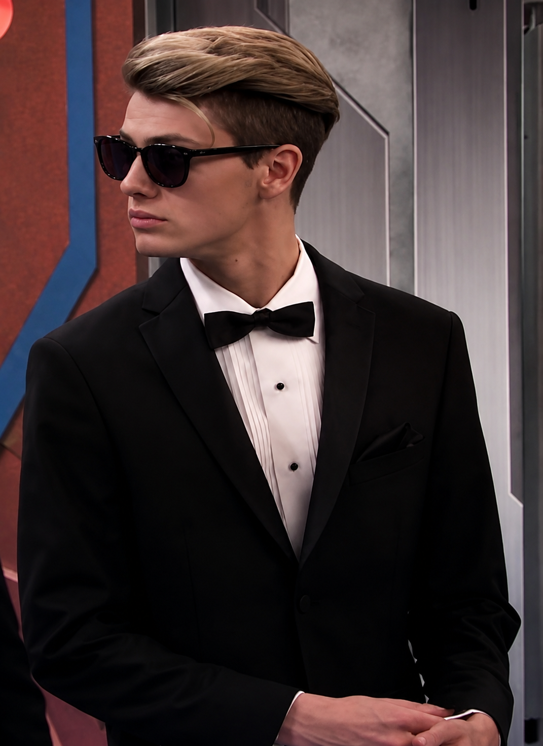 Henry Hart\| Kid Danger thumbnail