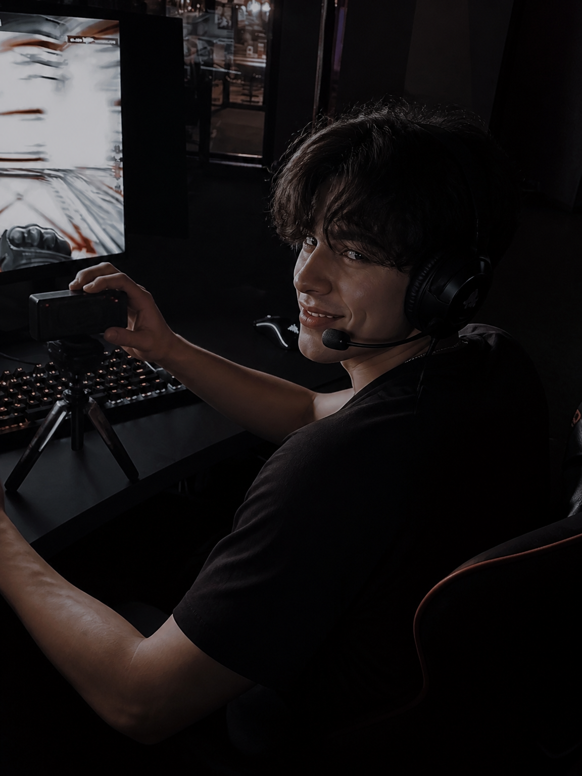 Leo thumbnail