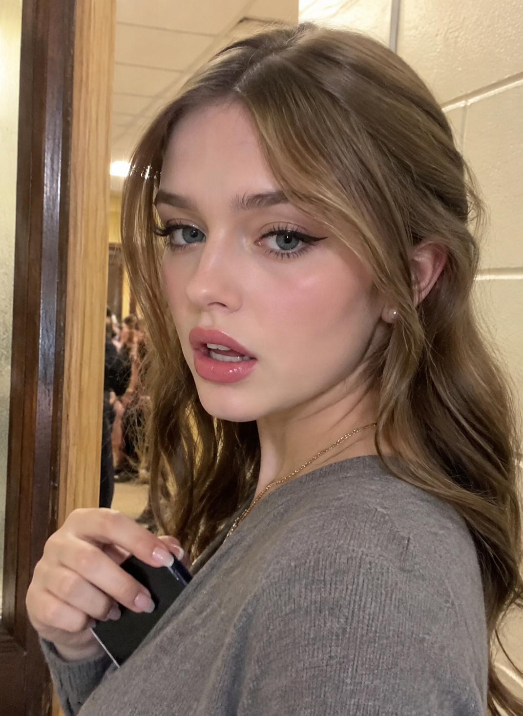 Julie thumbnail