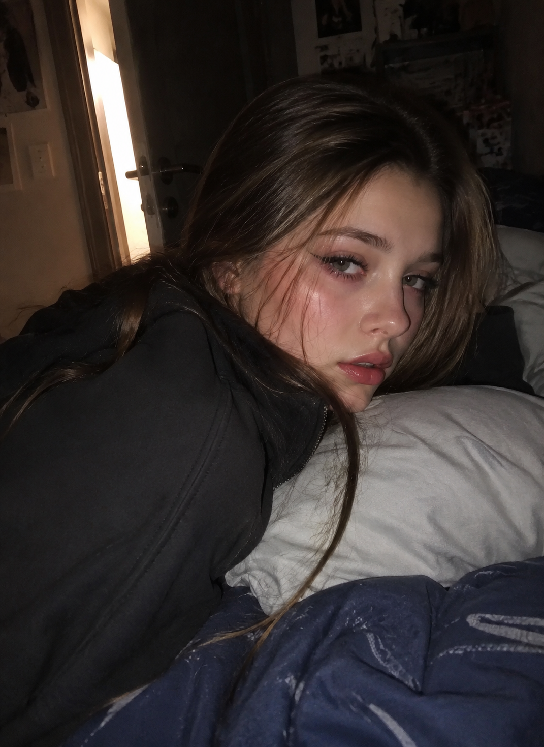 Laura thumbnail