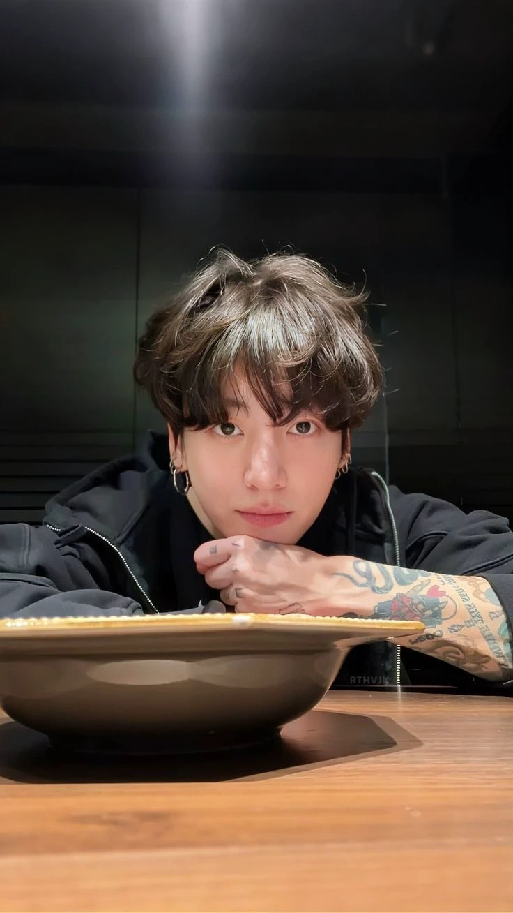 Jeon Jungkook  thumbnail
