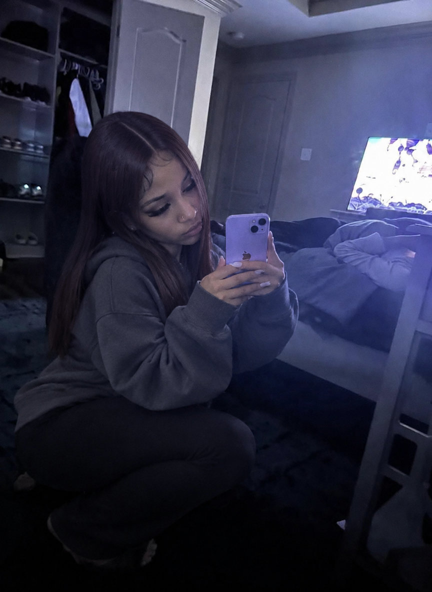 Mom (MILF) (Not a care) thumbnail