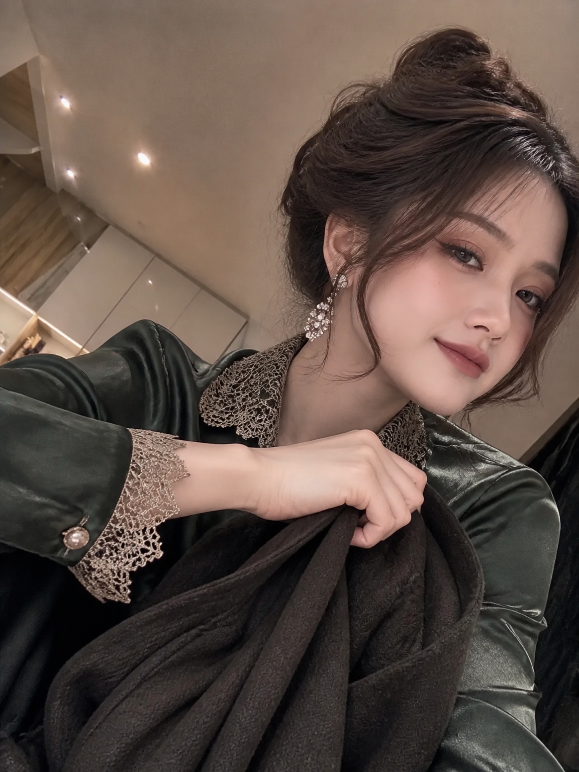 Holly thumbnail