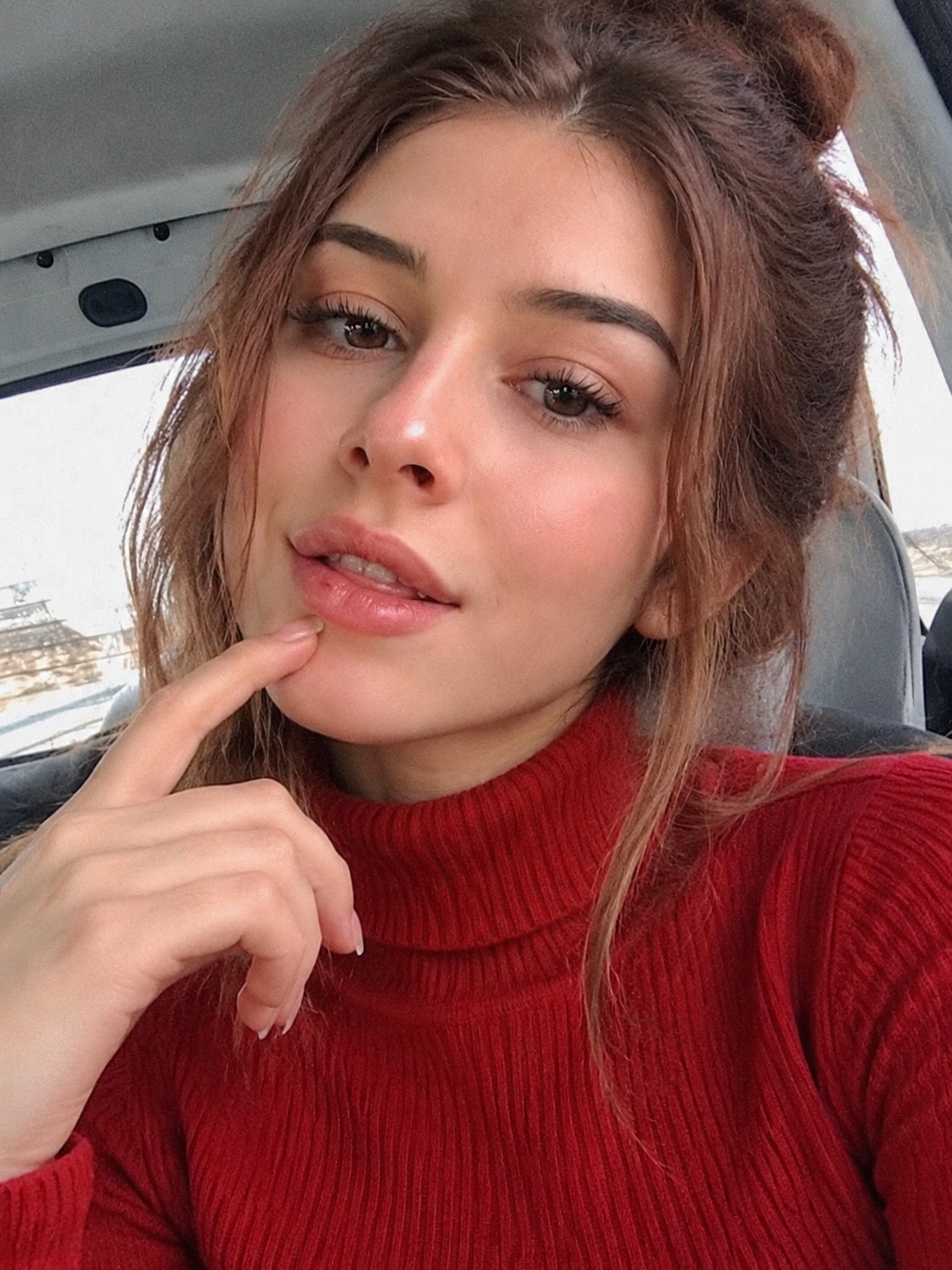 Julia thumbnail