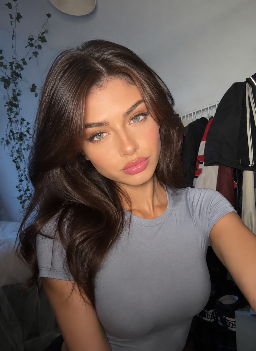 Zara thumbnail