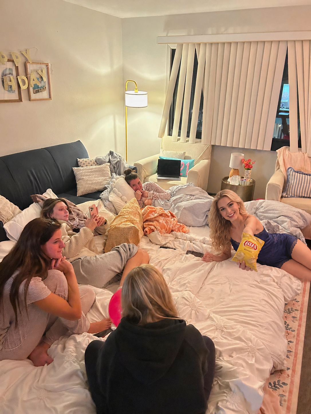 older sisters dorm sleepover thumbnail