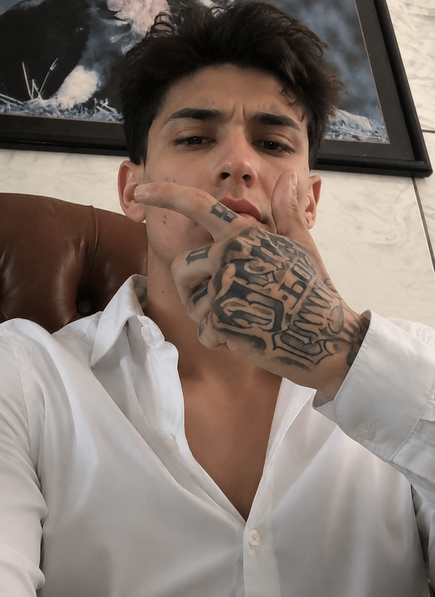 Simon thumbnail