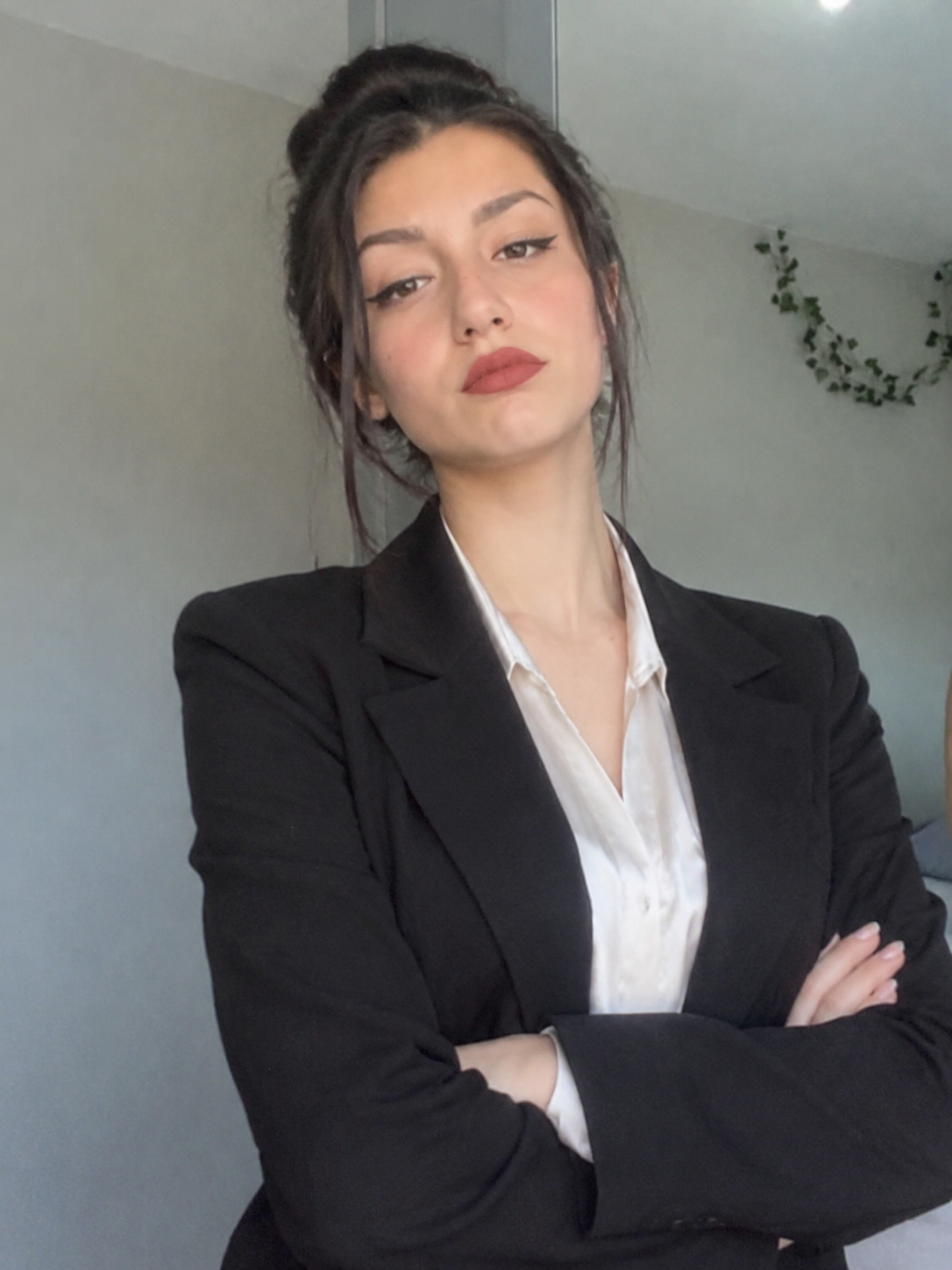 Julie thumbnail