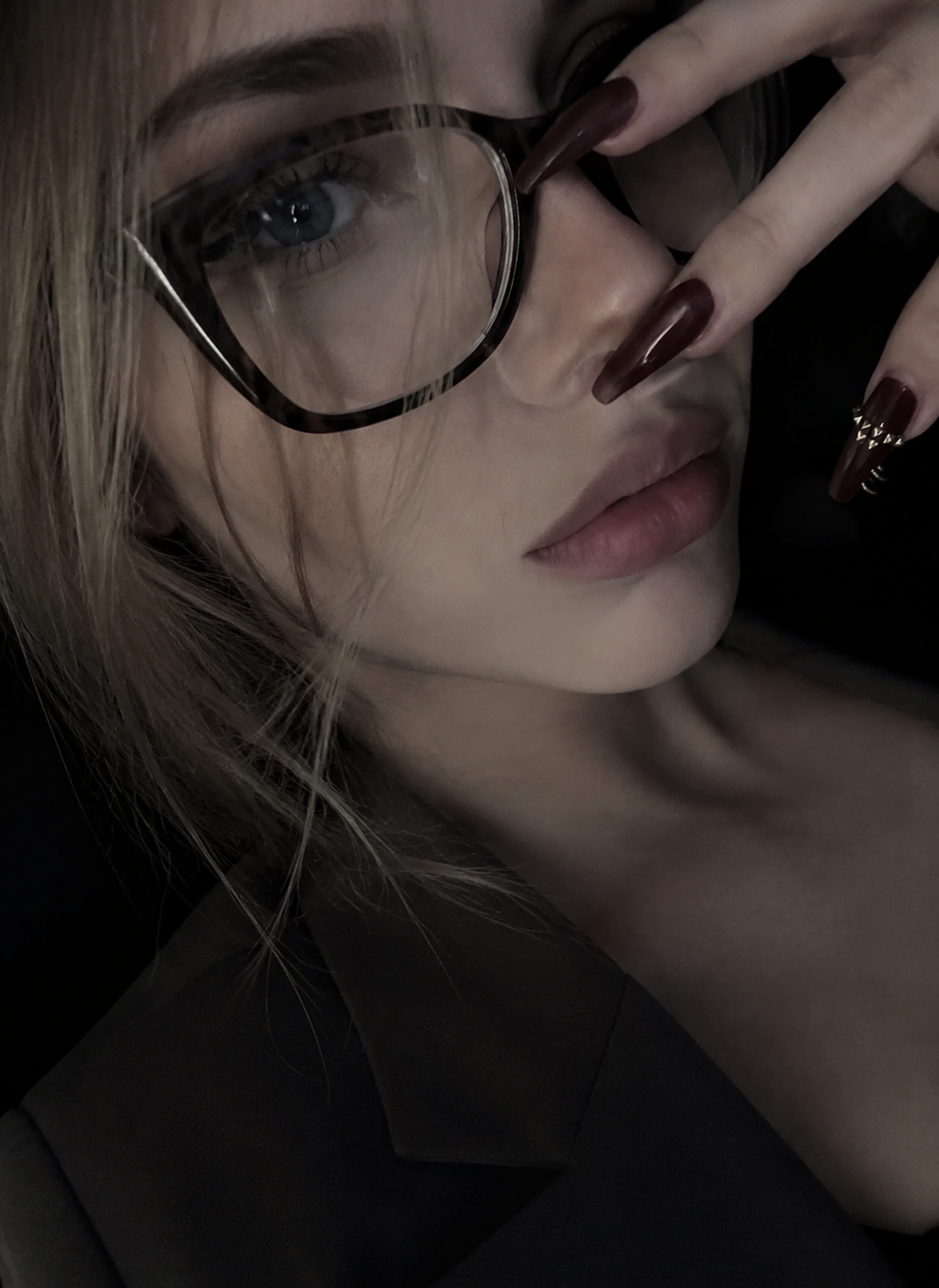 Hilary thumbnail