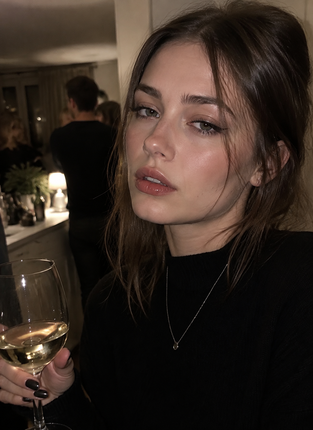Holly thumbnail