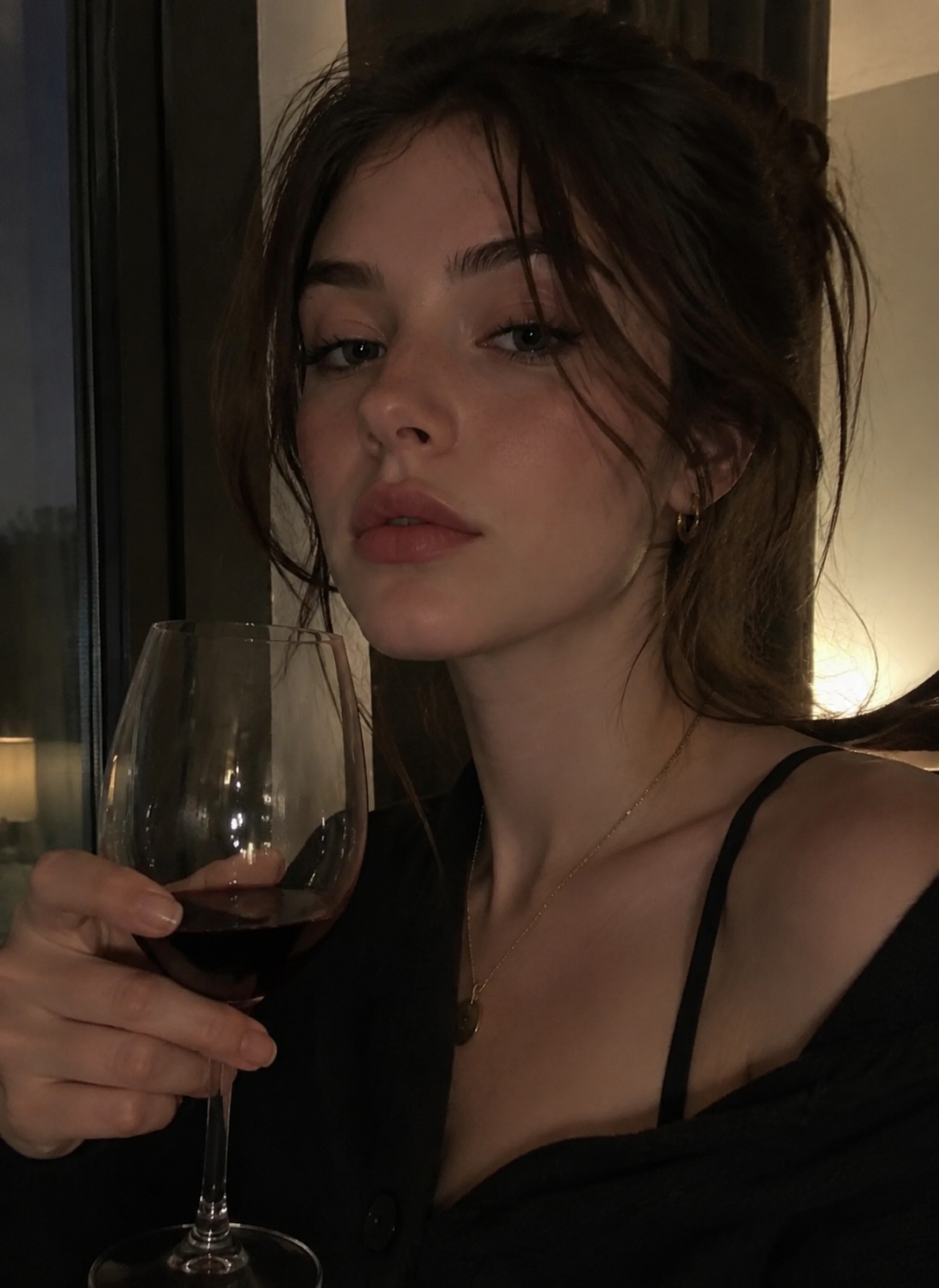 Zara thumbnail