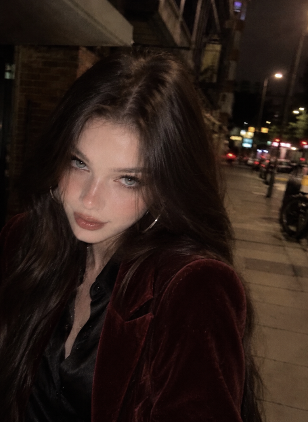 Erin Bates thumbnail