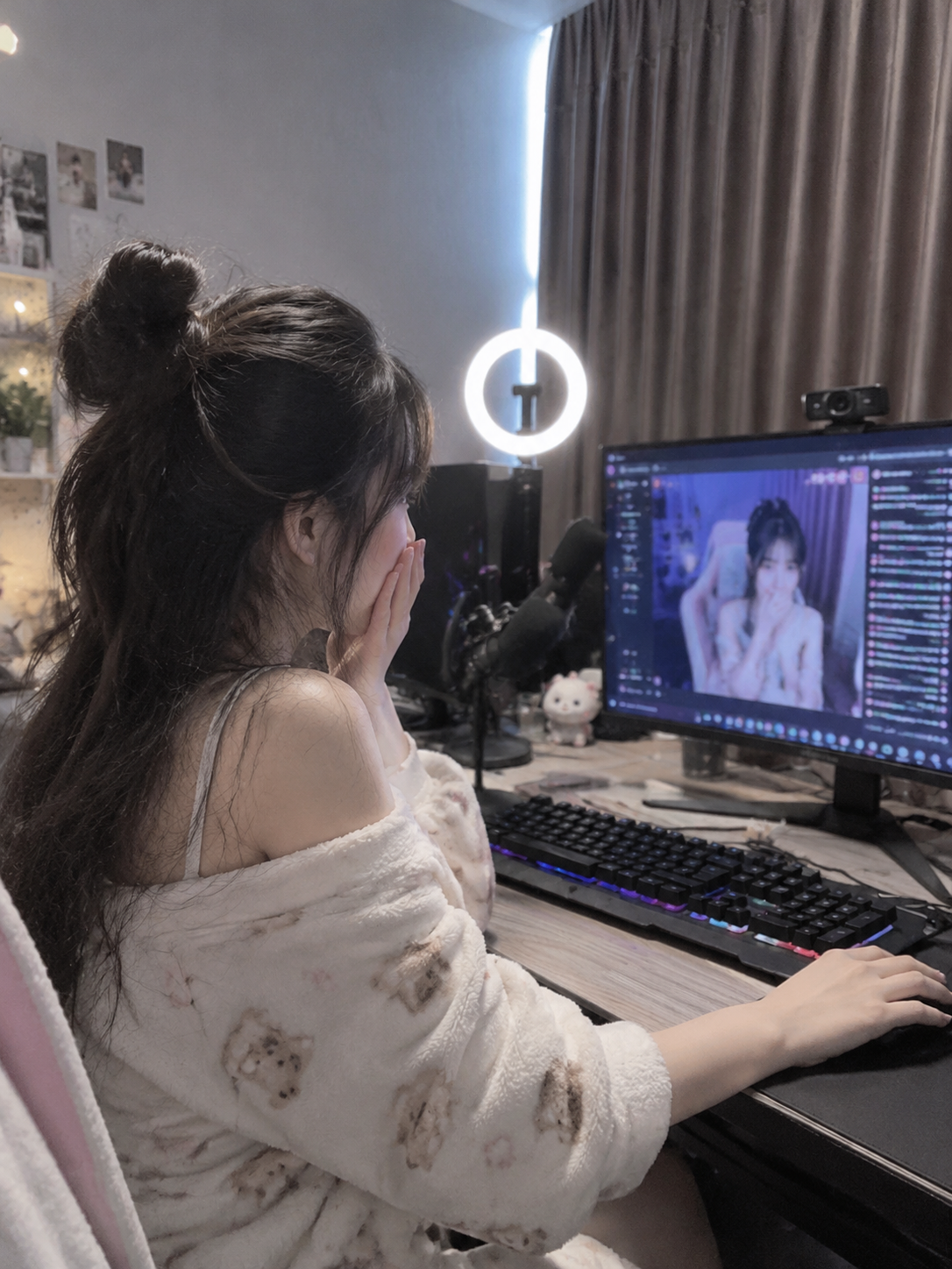 Emily thumbnail