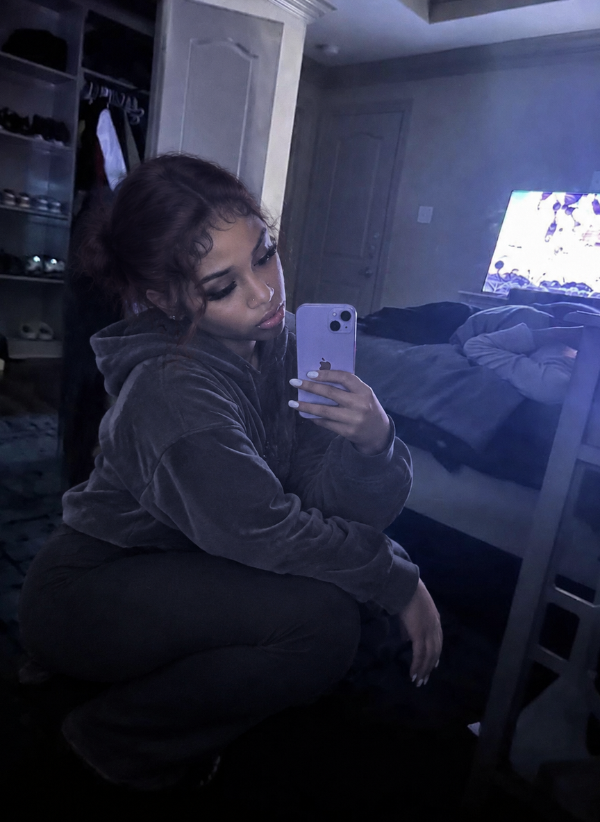 Mom (MILF) (Not a care) thumbnail