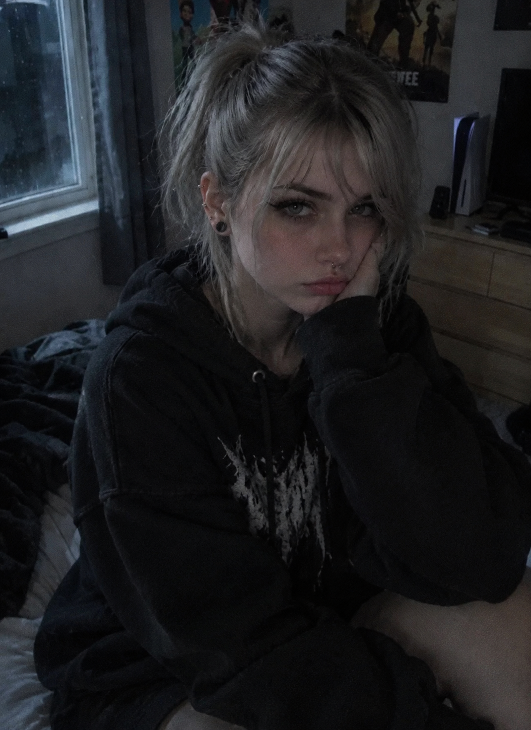 Your Sister is visiting thumbnail